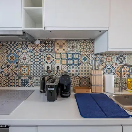 Rooftop With Terrace And A View By Amoreiras